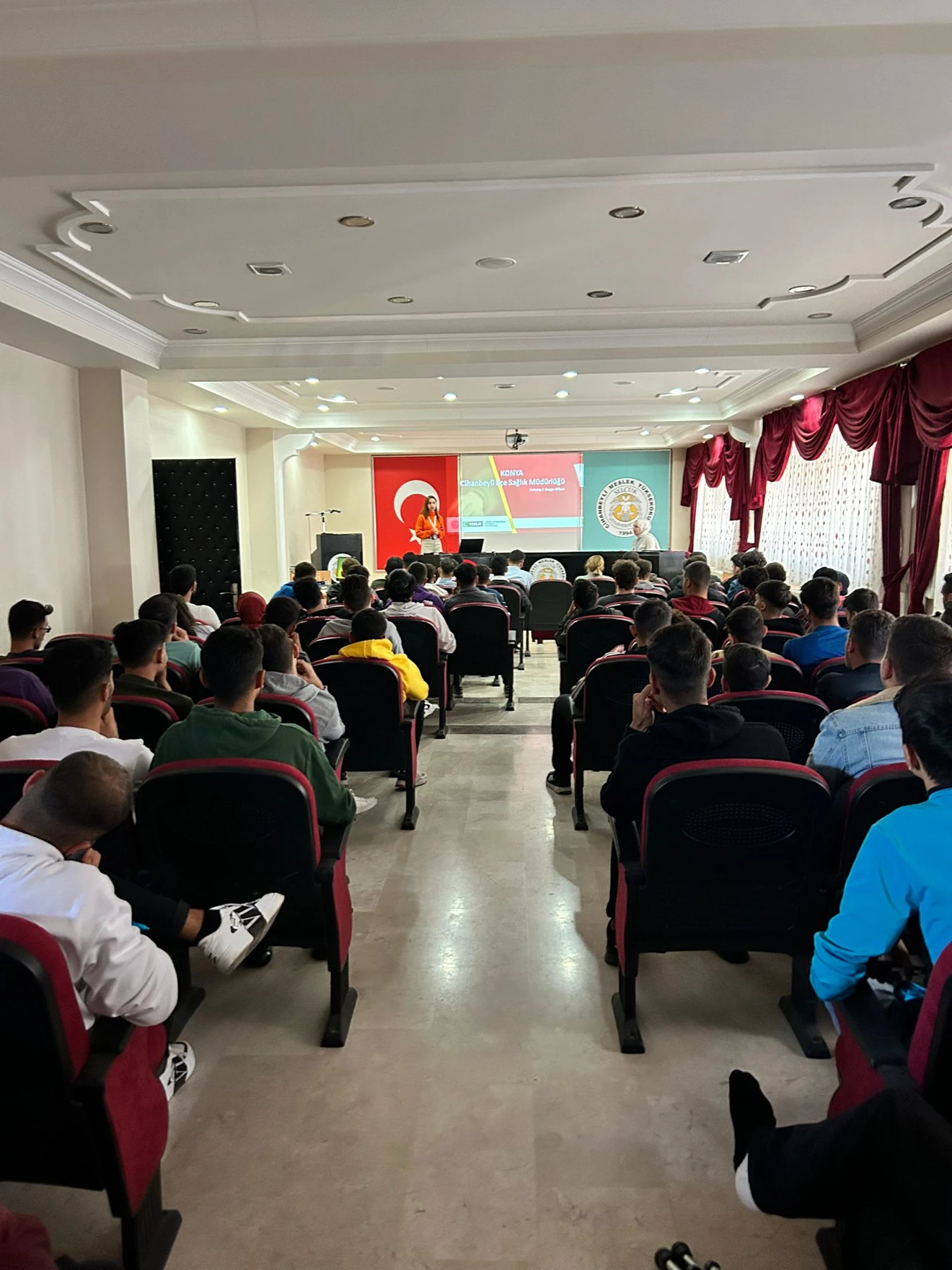 BAĞIMLILIKLA MÜCADELE SEMİNERİ